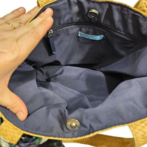 Draper James Woven Straw Tote Bag With Navy Floral Scarf Accent Interior Pockets - Picture 6 of 9